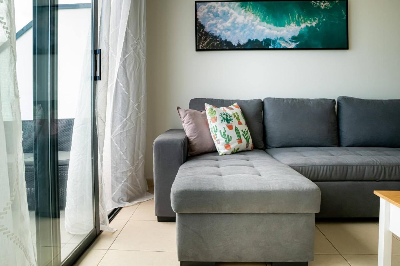 El Tajaraste Apartment *
